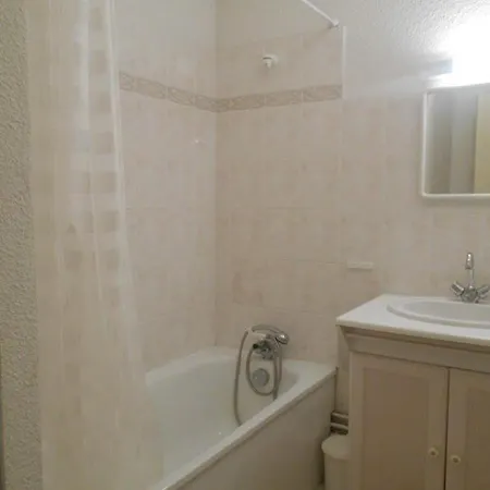 Duplex 3 Pieces Avec Balcon, Parking Et Proximite Telecabine A - Fr-1-401-50