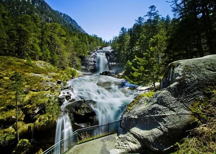 شقة Duplex 3 Pieces Avec Balcon, Parking Et Proximite Telecabine A - Fr-1-401-50 كوتيريه